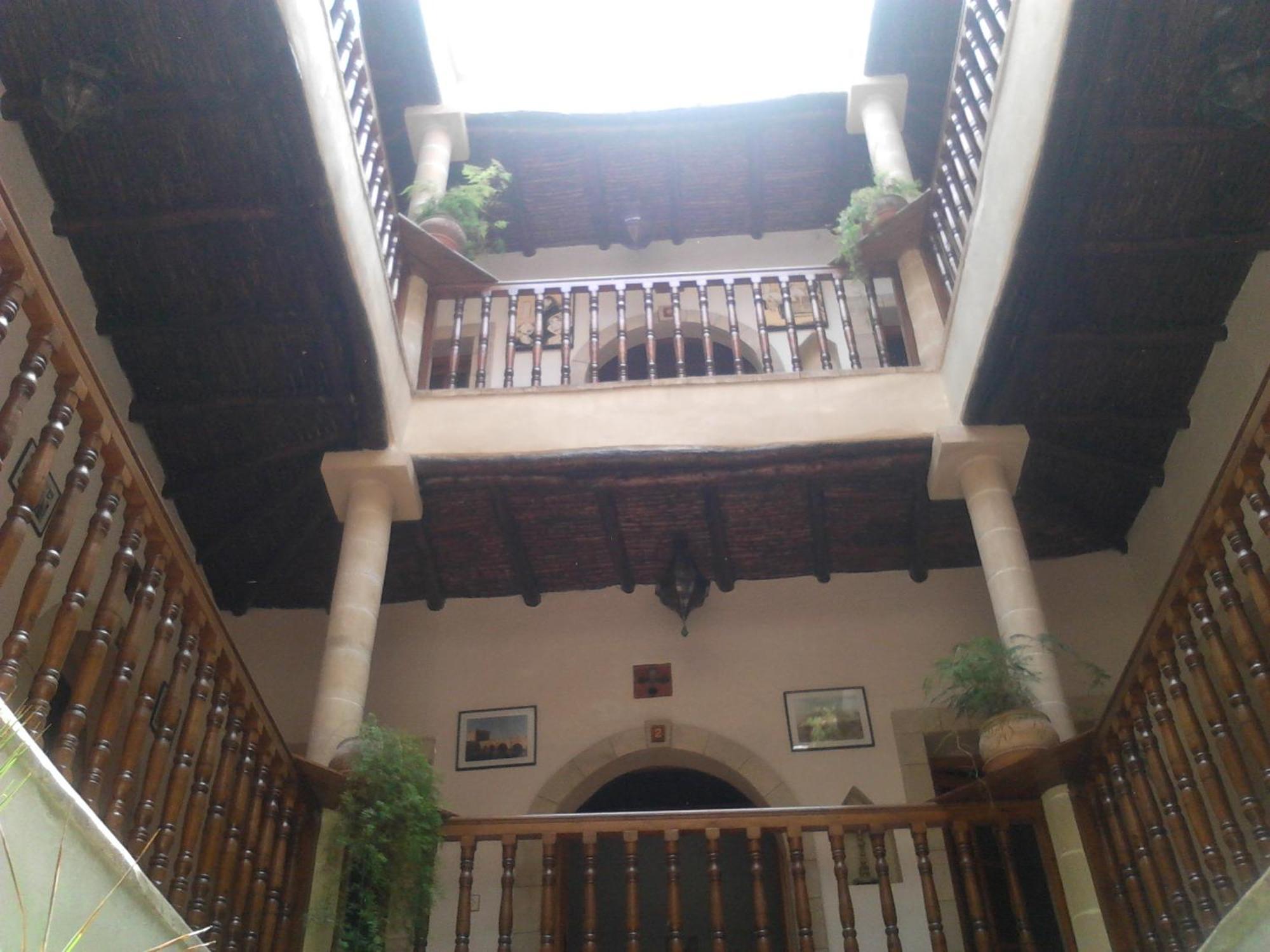 Riad Arambys Εσαουίρα Εξωτερικό φωτογραφία